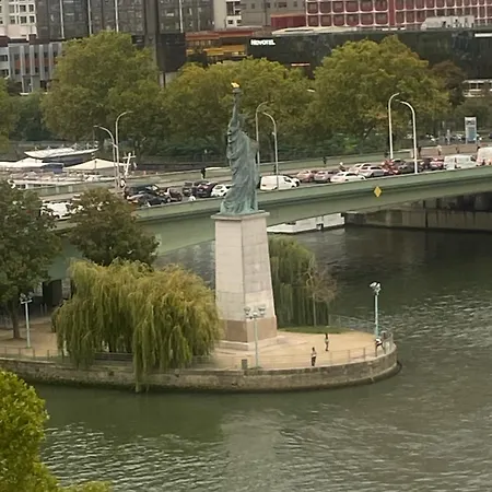 Studio Coeur Mirabeau - Vue Seine * Paris